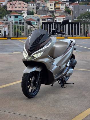 HONDA PCX DLX 